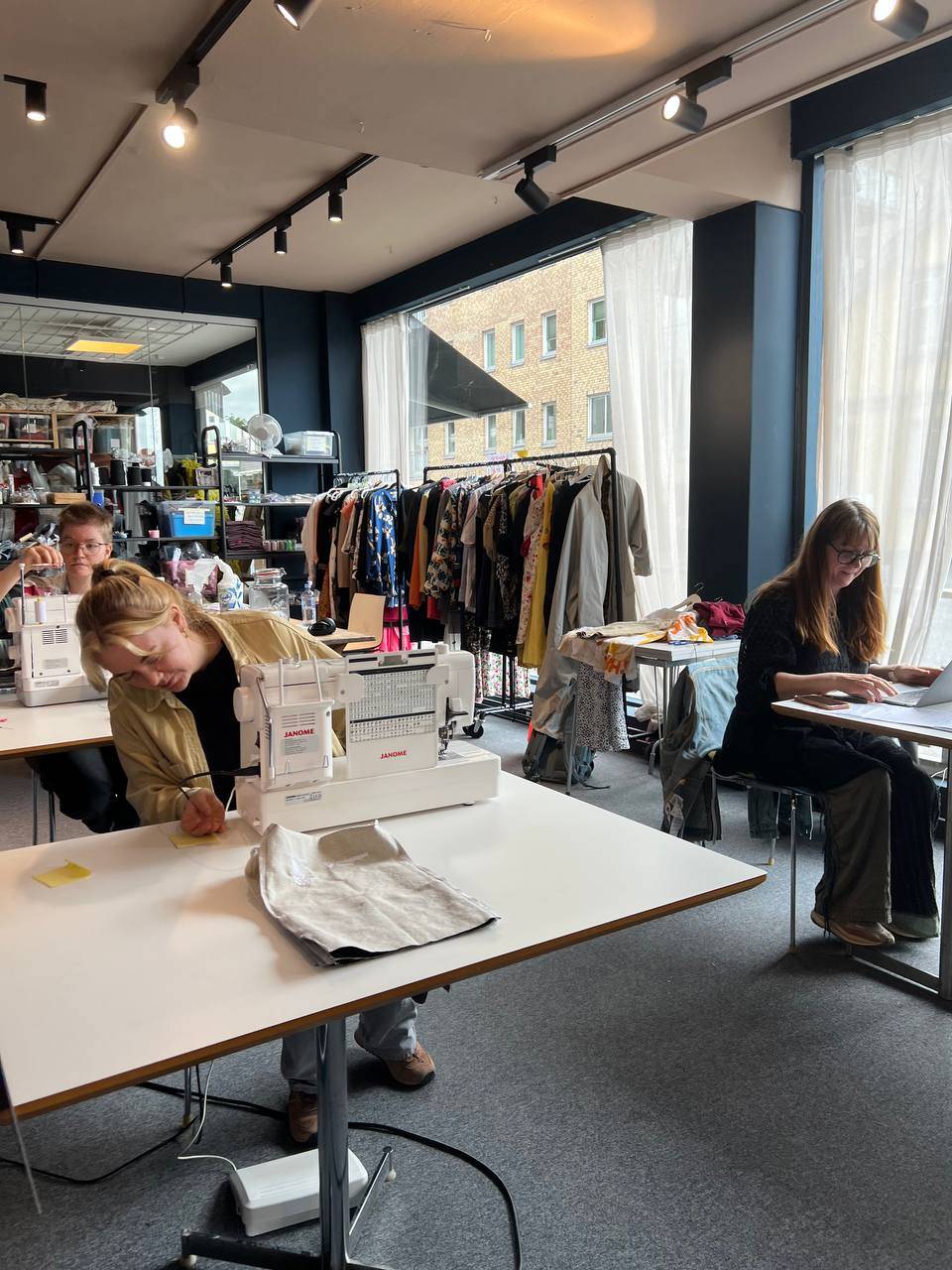 Sagene: Reparasjon, redesign, tilpassing - sykurs (18+)