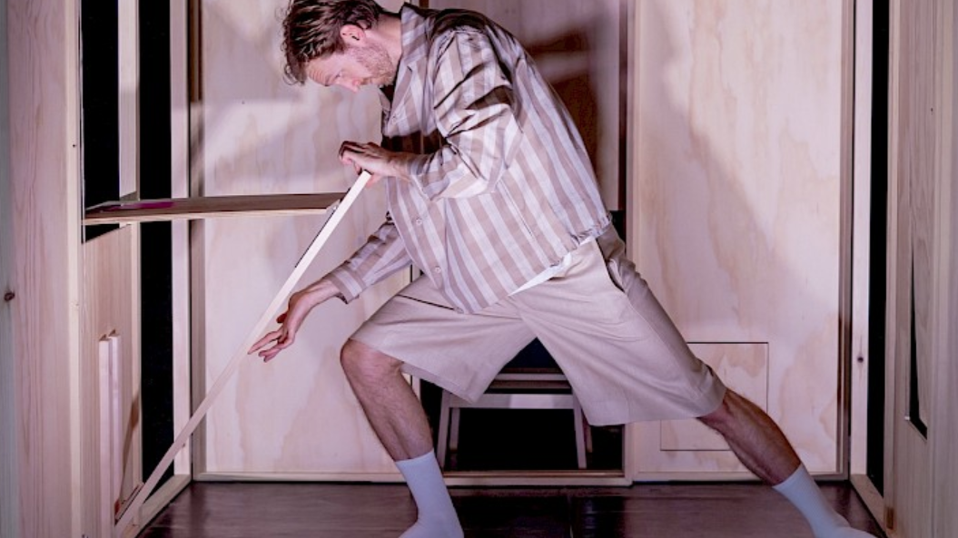Naboskap - barneteater fra Ann Sam Bell